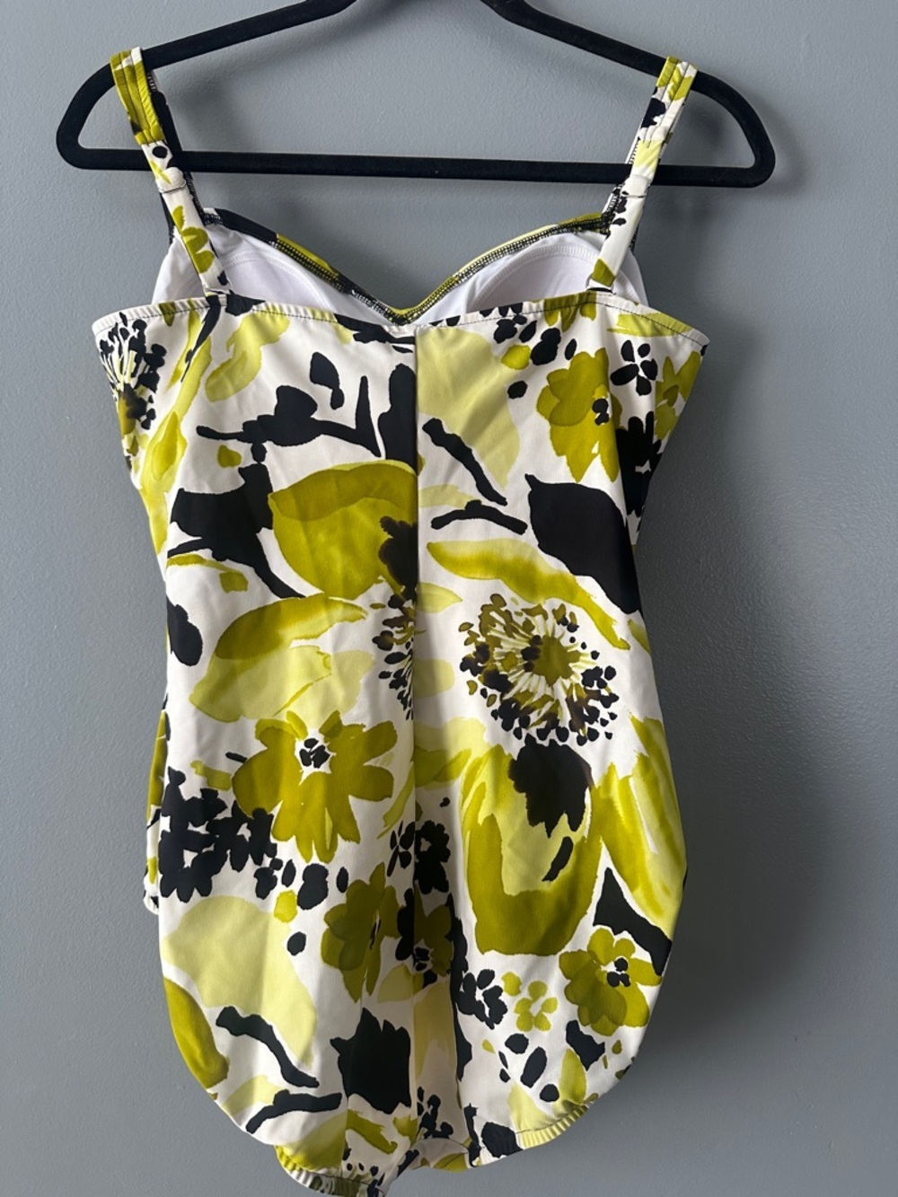 Women’s Miraclesuit Bathing Suit Size 12 resort vacation cruise boating - Picture 3 of 7